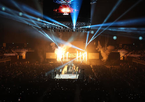 【RIZIN】平本蓮の弟・丈、BD出身の冨澤大智に勝利 ライト級王者ソウザ-堀江圭功/速報中 – nikkansports.com 全選手入場に沸く試合会場(撮影・森本幸一)
