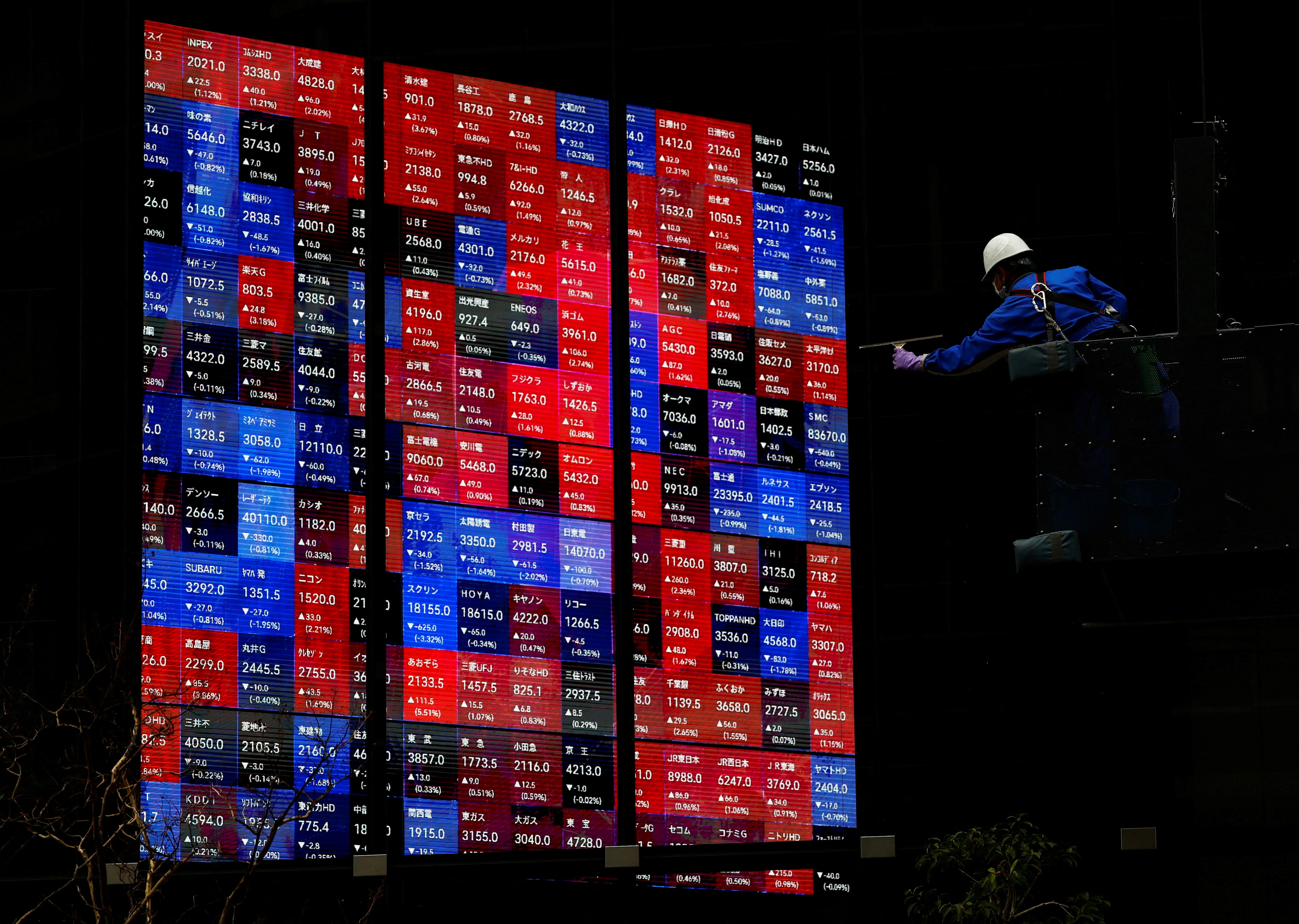 アングル：ＡＩ関連銘柄に選別の試練、米半導体株急落　「漁夫の利」思惑も