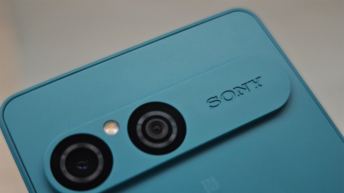ソニーのミドルスマホ「Xperia 10 VII」の即撮りボタンは日常の瞬間を逃さずキャッチできて楽しい撮影体験 – ASCII.jp ソニーのミドルスマホ「Xperia 10 VII」の即撮りボタンは日常の瞬間を逃さずキャッチできて楽しい撮影体験 - ASCII.jp