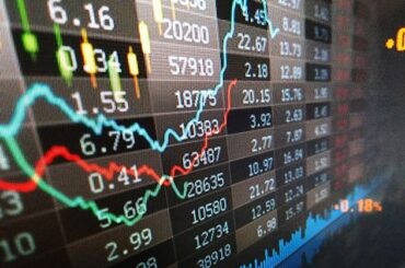 （まとめ）日経平均は371円安で反落　金利高受けハイテクが軟調 - マネクリ