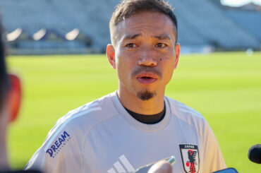 39歳を前にDF長友佑都、5度目のW杯へレギュラー奪取宣言「裏で盛り上げるとか、そのフェーズはもう終わった」 - gekisaka.jp
