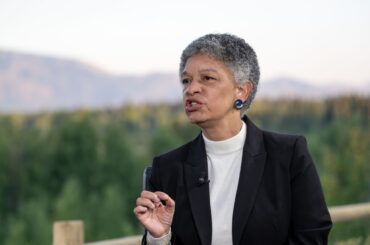 ボストン連銀総裁、年内に政策の正常化さらに少し進めるのが賢明 - Bloomberg