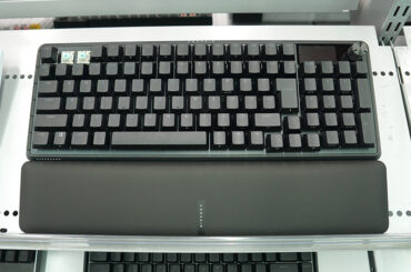 小型液晶やダイヤル搭載のCORSAIRゲーミングキーボード「VANGUARD PRO 96」が登場 - AKIBA PC Hotline!
