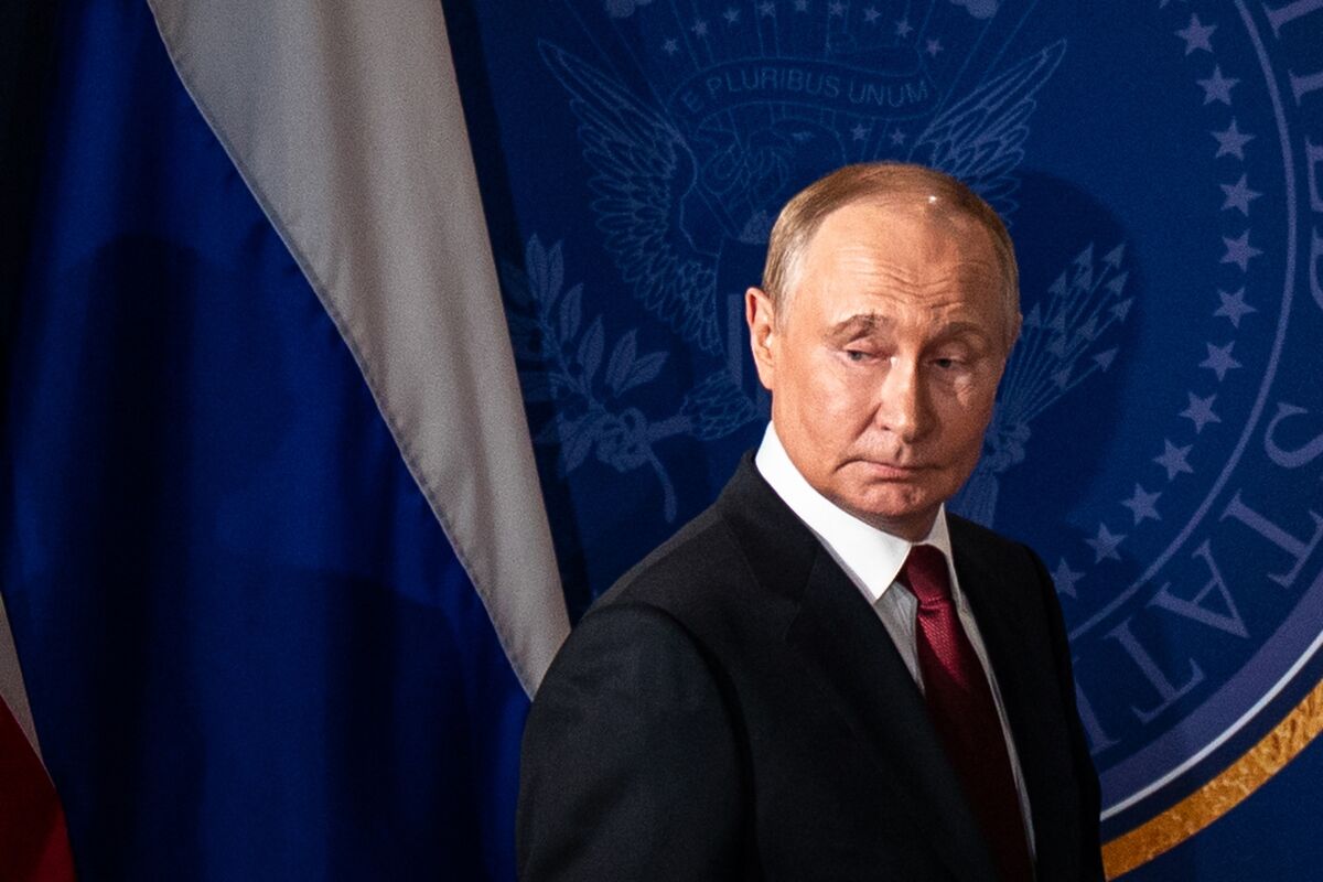 ロシア、新型の原子力推進巡航ミサイルの試験に成功-プーチン氏 – Bloomberg ロシア、新型の原子力推進巡航ミサイルの試験に成功-プーチン氏 - Bloomberg