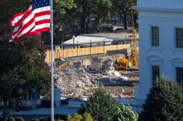 アングル：ホワイトハウスに「刻印」残すトランプ氏、東棟解体し宴会場建設 | ロイター