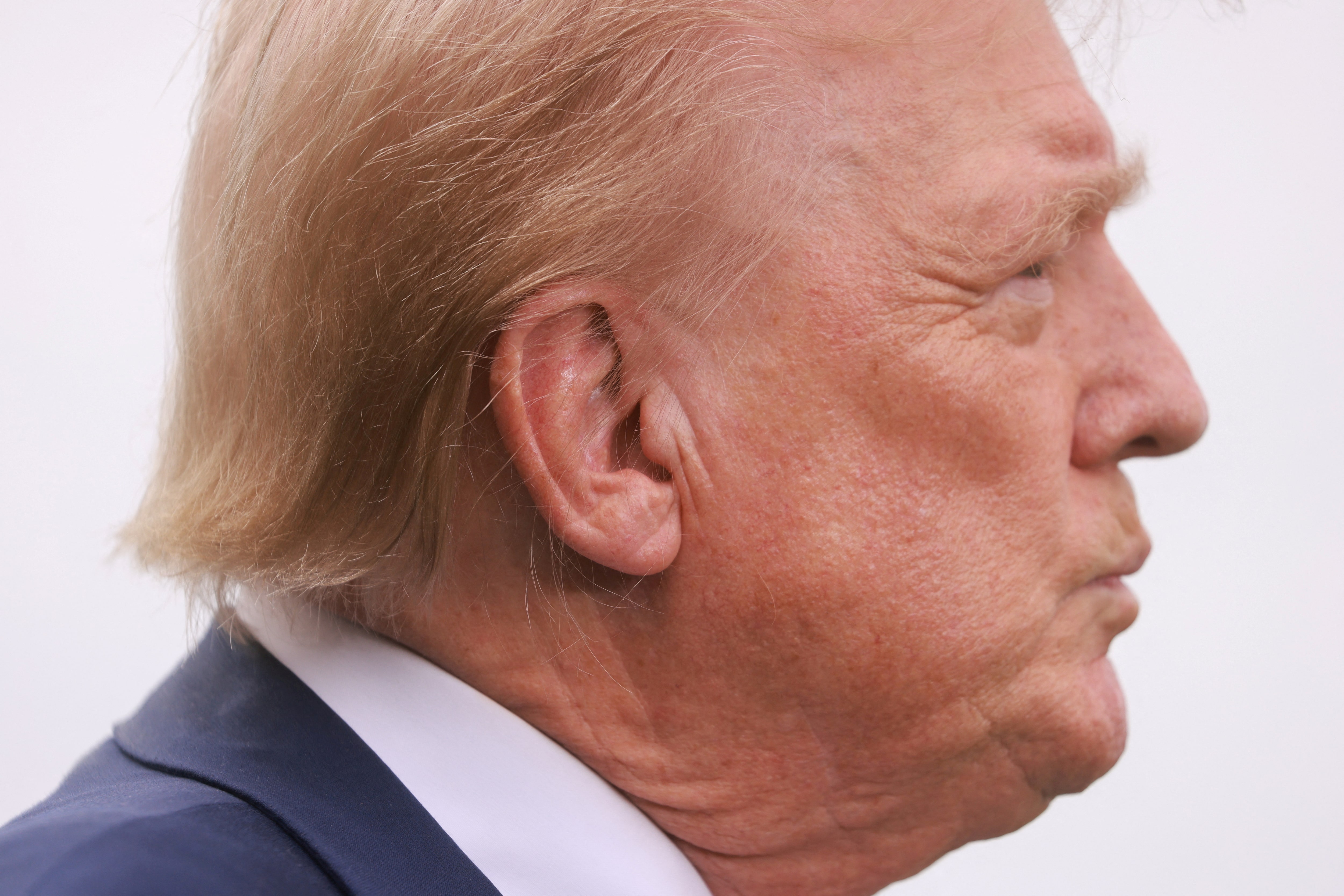 トランプ氏、オレゴン州最大都市への支援削減検討を指示