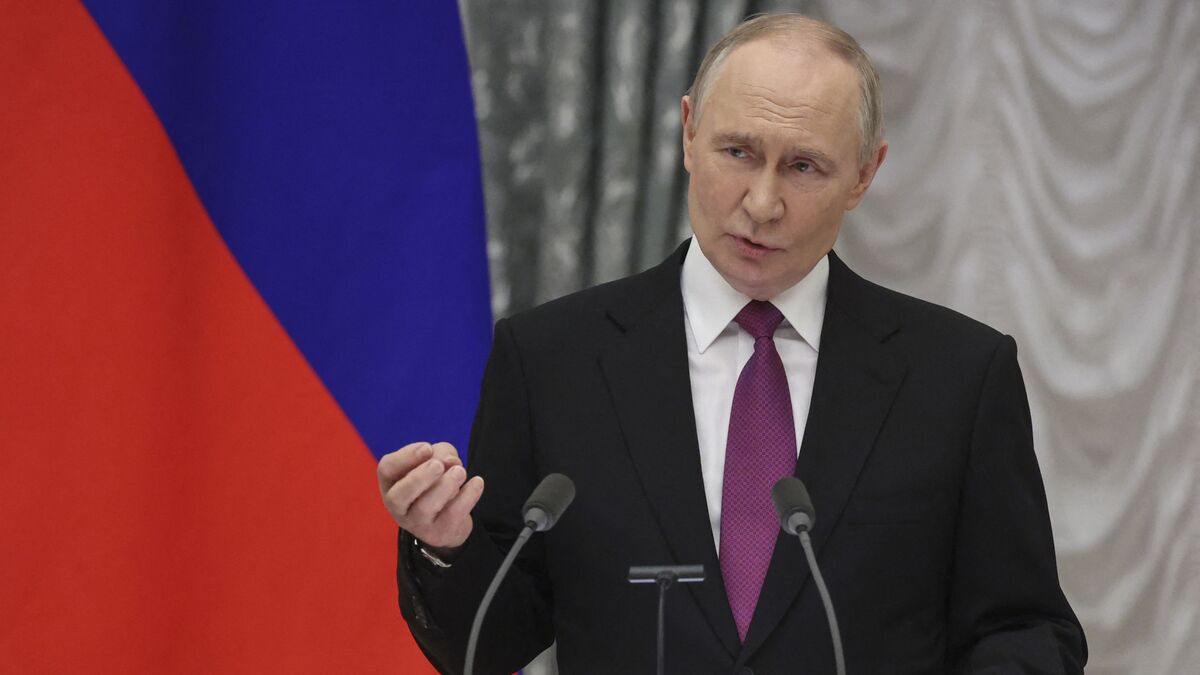 プーチン大統領、核実験再開を示唆-米国の動きに「報復措置」警告 – Bloomberg プーチン大統領、核実験再開を示唆-米国の動きに「報復措置」警告 - Bloomberg