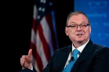 10月の米雇用統計、失業率なしで発表へ－トランプ氏の経済顧問 - Bloomberg