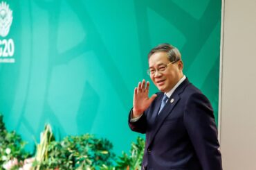 中国首相が独首相と会談、戦略的産業で緊密な協力関係呼びかけ | ロイター