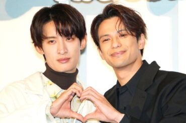 Snow Man向井康二、森崎ウィンとキスシーン再現 裏話も「目がうるうるしてかわいかった」 - オリコンニュース