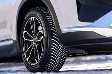 “中途半端なタイヤ”ではない!! 実は雪道性能は高い「オールシーズンタイヤ」しかし注意すべき点もある!? - 乗りものニュース