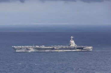 米空母打撃群が到着、ベネズエラ国民に広がる不安と猜疑心　マドゥロ氏排除が狙いとの見方も - CNN.co.jp