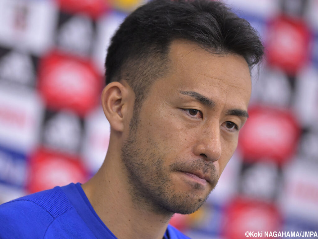 「お姉ちゃん大きい」「2人ともなんて可愛いんだ」元日本代表DF吉田麻也が第2子誕生を報告! 子ども2人を抱いた写真も披露 - gekisaka.jp