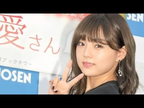 <篠崎愛>“グラビアレジェンド”の国宝級プロポーション 「眼福」「いくつになっても可愛らしい」と話題