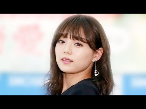 <篠崎愛>“グラビアレジェンド”の国宝級プロポーション 「眼福」「いくつになっても可愛らしい」と話題