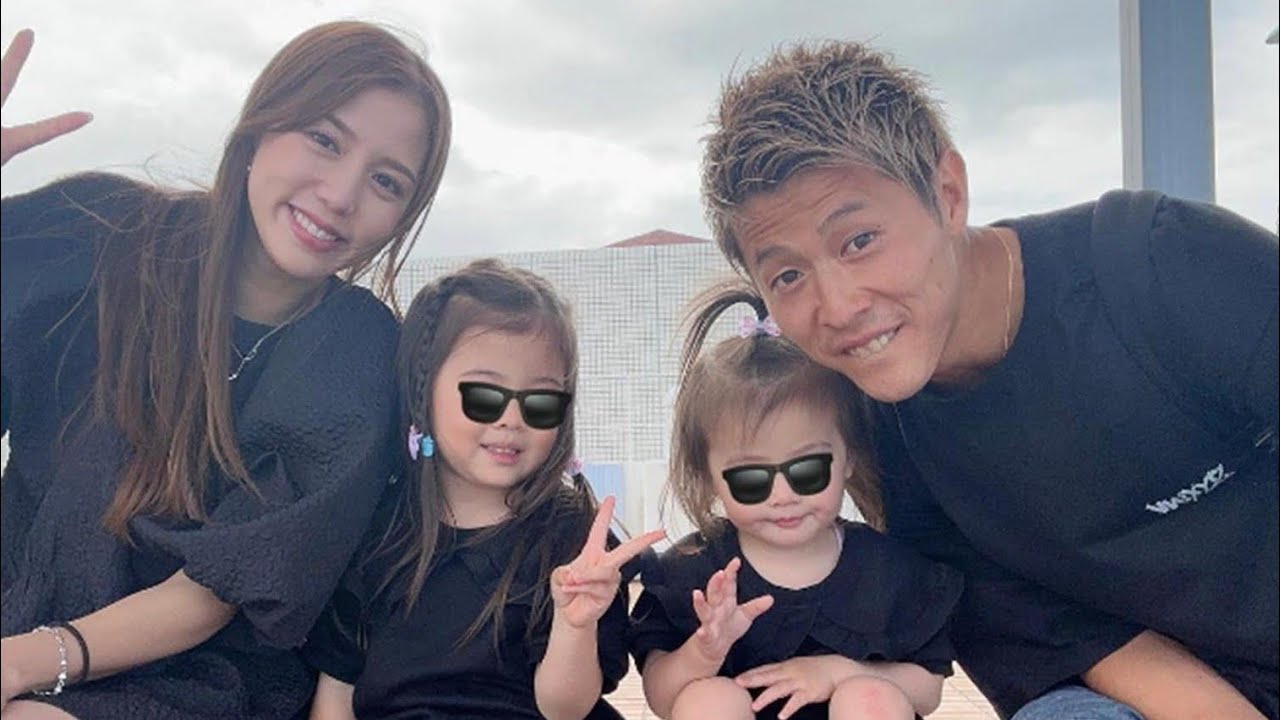 丸高愛実から柿谷曜一朗氏に花束贈呈 3人の子どもたちも一緒に 夫婦で涙、妻「家族の時間をたくさん大切にしてくれた」夫「愛実、ありがとう」(Tokyo Japan)