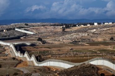英仏日など、イスラエル非難の共同声明　新規入植地計画巡り | ロイター
