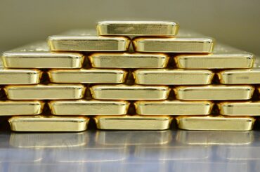 金・銀が最高値、地政学リスクや米利下げ観測で　プラチナも最高値 | ロイター