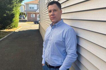 私はこうして騙された――知らない相手から届いたDM、4千万円を失う悪夢の始まり　米 - CNN.co.jp