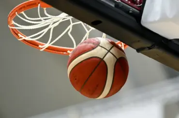 開志国際がウインターカップ2回戦進出…高橋歩路ら4人が2ケタ得点で高山西を突き放す - バスケットボールキング