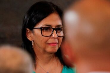 トランプ氏のロドリゲス氏支持、ＣＩＡ報告書が一因か　マドゥロ派適任と評価 | ロイター