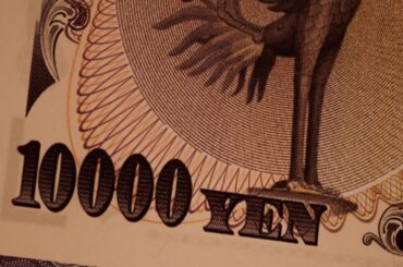 アングル：金利上昇局面の日本株、長期金利3.5％でも耐性の試算　銘柄選別も | ロイター