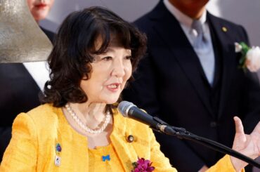 為替円安「極めて遺憾で憂慮」、あらゆる手段排除せず対応＝片山財務相 | ロイター