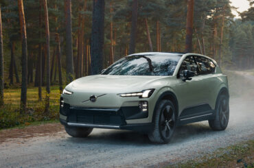 ボルボ、新型バッテリEV「EX60クロスカントリー」公開 パワートレーンは2種類のAWD仕様から選択可能 - Car Watch