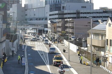 「横浜のジャンクション駅」に開通した新道に“バス”がデビュー！ 団地までの“激セマ道”解消 まずは自動運転バスから - 乗りものニュース