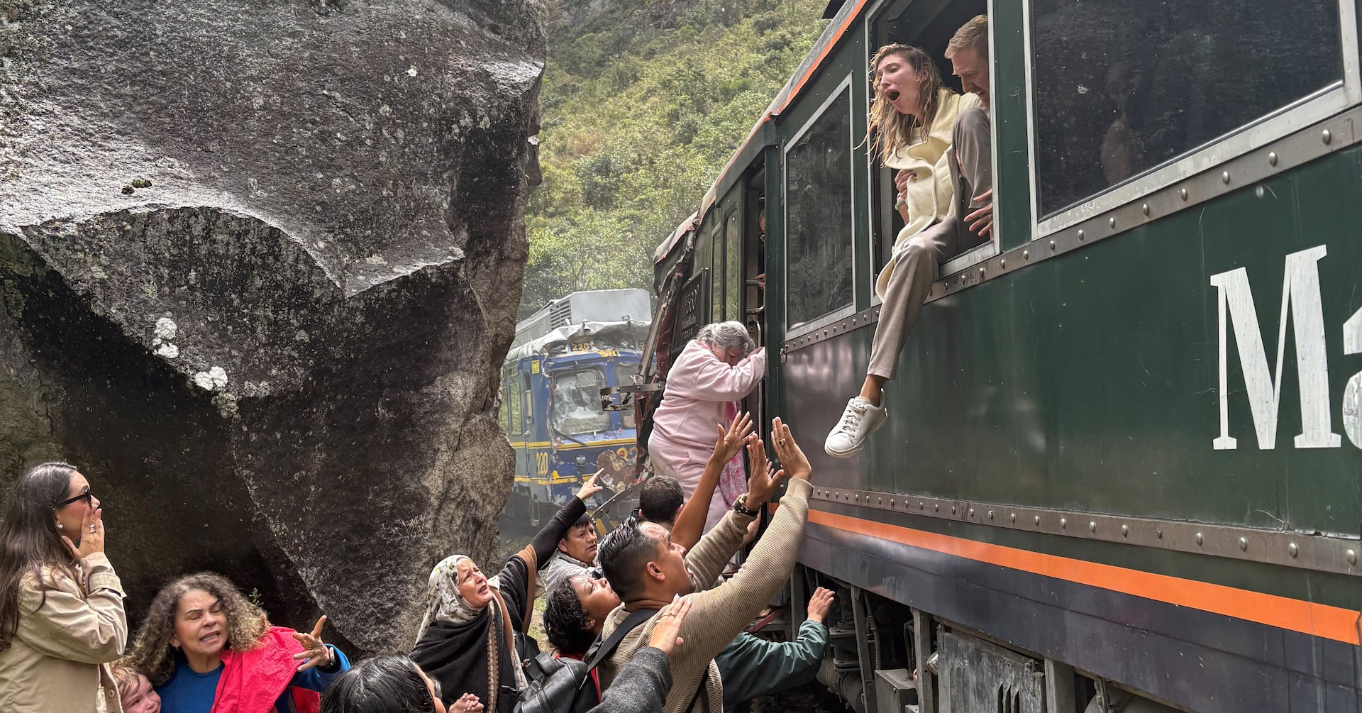 ペルーで列車が正面衝突、マチュピチュ近く 運転手死亡・数十人負傷 | ロイター ペルーで列車が正面衝突、マチュピチュ近く 運転手死亡・数十人負傷 | ロイター
