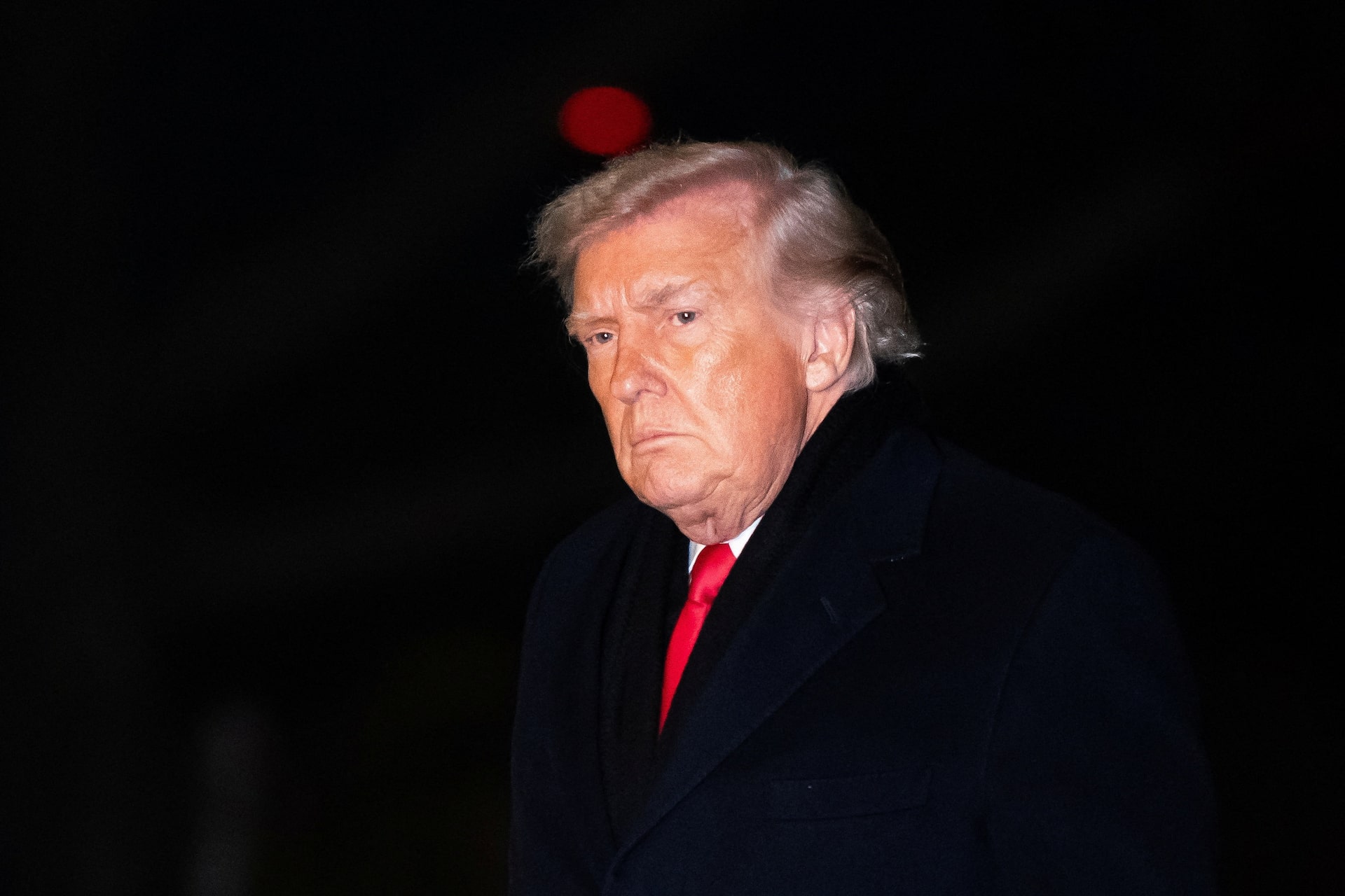 英のインド洋要衝巡る主権移譲、「完全な弱腰対応」とトランプ氏