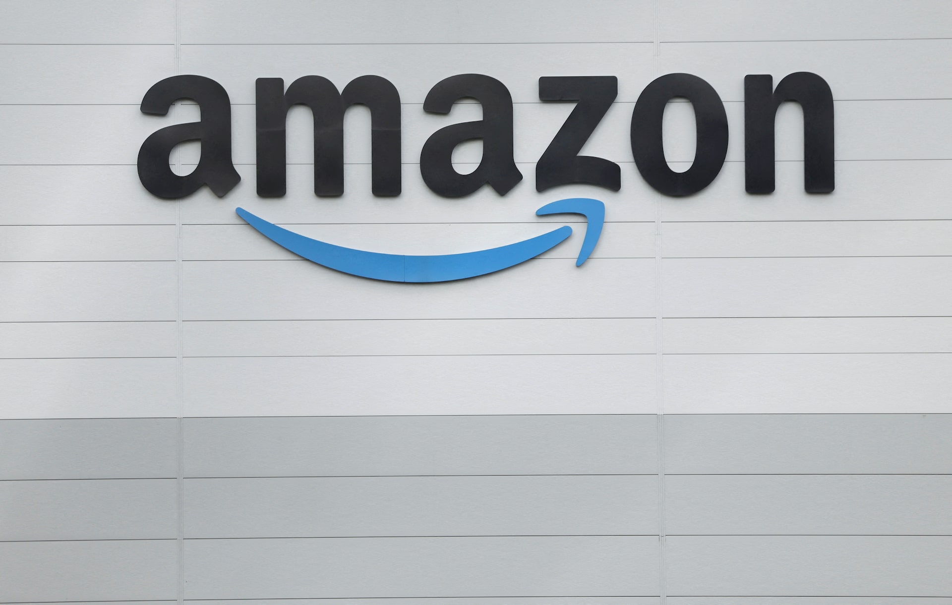 米アマゾン、全世界で1.6万人削減 過剰雇用是正とAI推進に対応