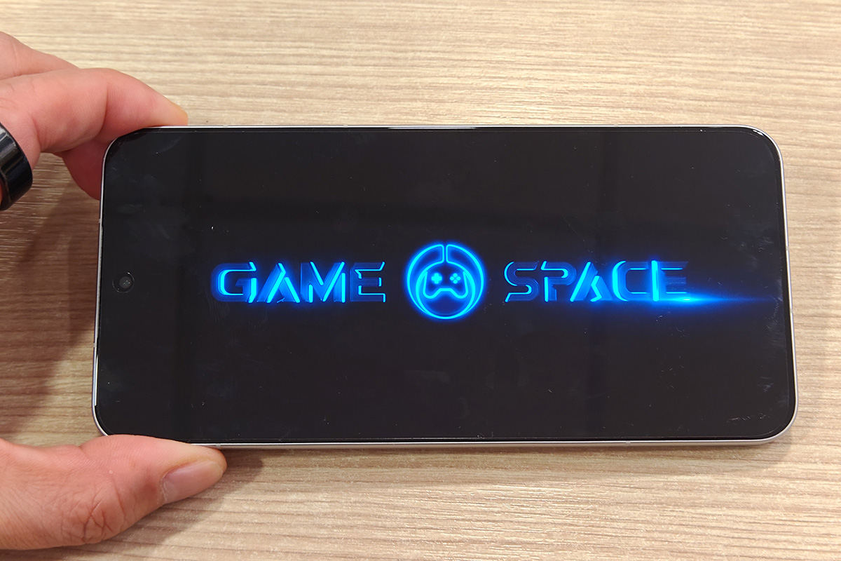 ボタンを押すとゲームスペースに入る