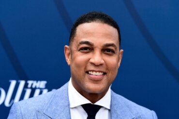 米CNN元司会者を逮捕 移民摘発抗議デモをライブ配信 - 毎日新聞