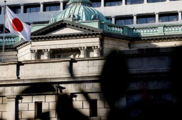 日銀委員候補に浅田・佐藤氏提示、両氏とも「リフレ派」　高市首相の意向反映 | ロイター