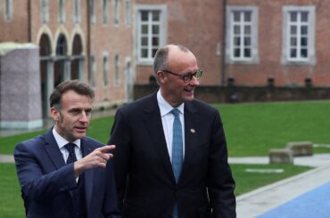 コラム：独仏「核共有の議論」は歴史的転換点となるか、ミュンヘンで見えた「ＥＵ４.０」への道筋＝唐鎌大輔氏 | ロイター