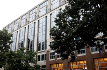 米、対中国「恒久的最恵国待遇」取り消しの影響調査へ　国際貿易委 | ロイター