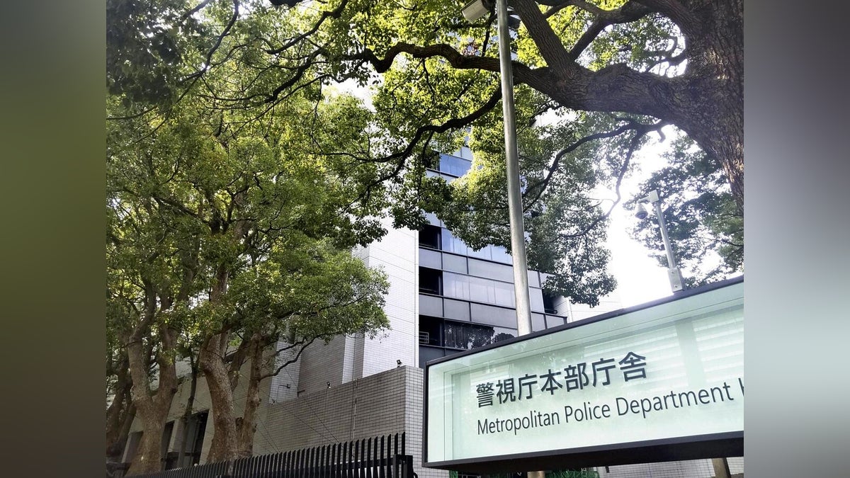 「友人を殺してしまった」と通報、ワゴン車内に男性遺体…通報した男から事情聞く – 読売新聞オンライン 「友人を殺してしまった」と通報、ワゴン車内に男性遺体…通報した男から事情聞く - 読売新聞オンライン