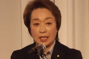 NARグランプリであいさつする橋本聖子参議院議員（撮影・牛山基康）