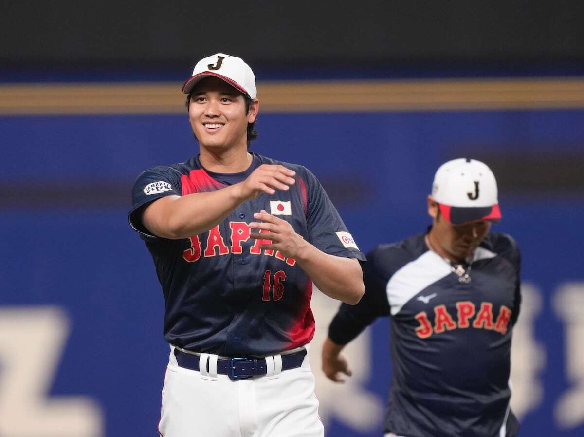 大谷翔平、バンテリンD入り…侍ジャパン合流 練習一般非公開もファン300人超大挙 羽田空港発のチャーター機で小牧空港着 – Yahoo!ニュース 大谷翔平、バンテリンD入り…侍ジャパン合流 練習一般非公開もファン300人超大挙 羽田空港発のチャーター機で小牧空港着 - Yahoo!ニュース