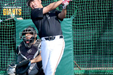 フリー打撃で調整する坂本勇人（カメラ・堺　恒志）
