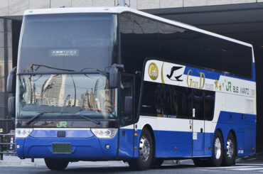 「ボディは日野、心臓は“スカニア”」のバス誕生へ 日野・三菱ふそう統合でバス市場に激震!? ふそうはディーゼルバス終了 - 乗りものニュース