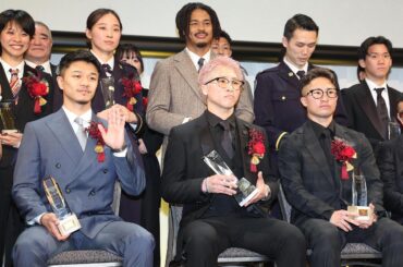 井上尚弥が明言「５月東京ドームで中谷潤人と本気でぶつかる」８年連続９度目ＭＶＰで壇上スピーチ 中谷が前戦苦戦で不利予想も「そう思わない」「成長させてしまった」 - ライブドアニュース