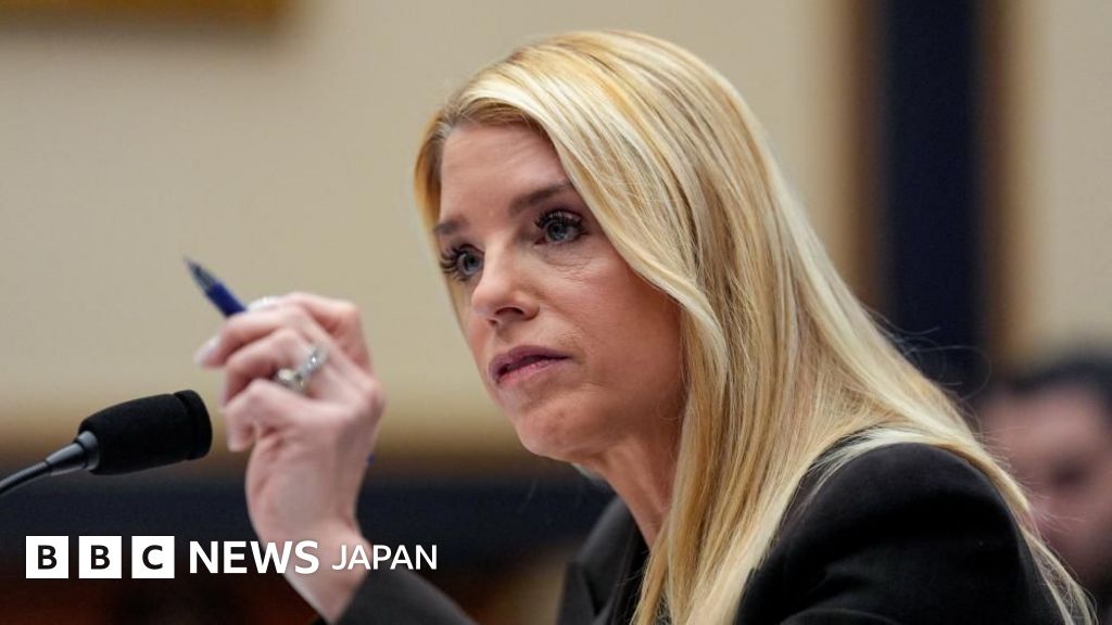 ボンディ米司法長官が議会で証言、激しいやり取りも エプスティーン元被告の資料やミネアポリスでの銃撃事件めぐり – BBC ボンディ米司法長官が議会で証言、激しいやり取りも エプスティーン元被告の資料やミネアポリスでの銃撃事件めぐり - BBC