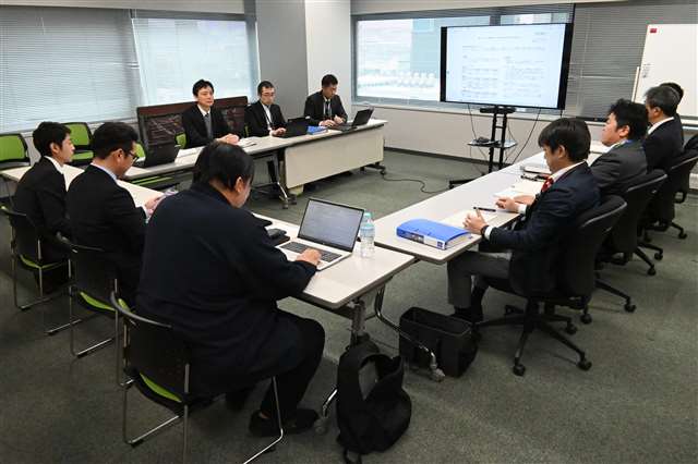 新スタジアム「民設は難しい」 ブラウブリッツが3者協議で表明 – 秋田魁新報電子版 新スタジアム「民設は難しい」 ブラウブリッツが3者協議で表明 - 秋田魁新報電子版