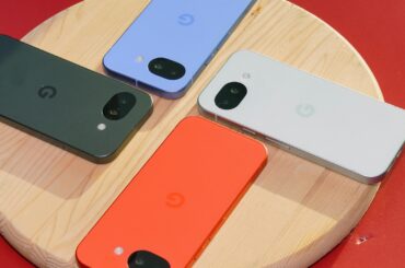 「Google Pixel 10a」発表　ディスプレイを強化、アウトカメラがフラットに　4色を実機でチェック - ITmedia Mobile - ITmedia