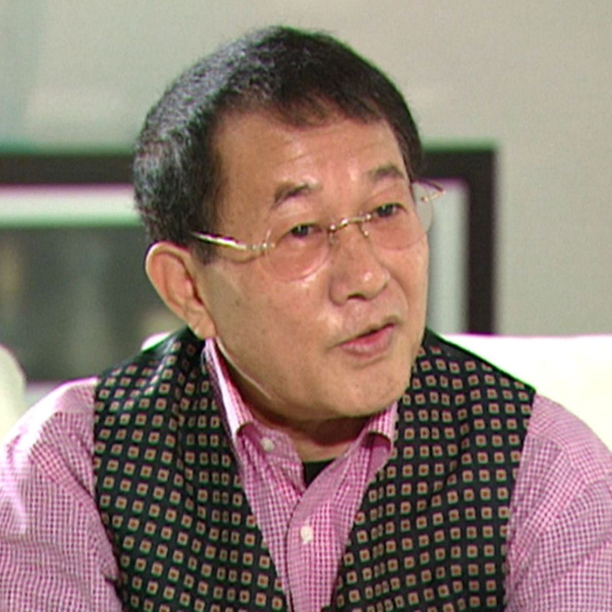 国際ジャーナリスト・落合信彦さん死去 84歳 『狼たちへの伝言』など 息子は落合陽一 – 日テレNEWS NNN 日本テレビ放送網