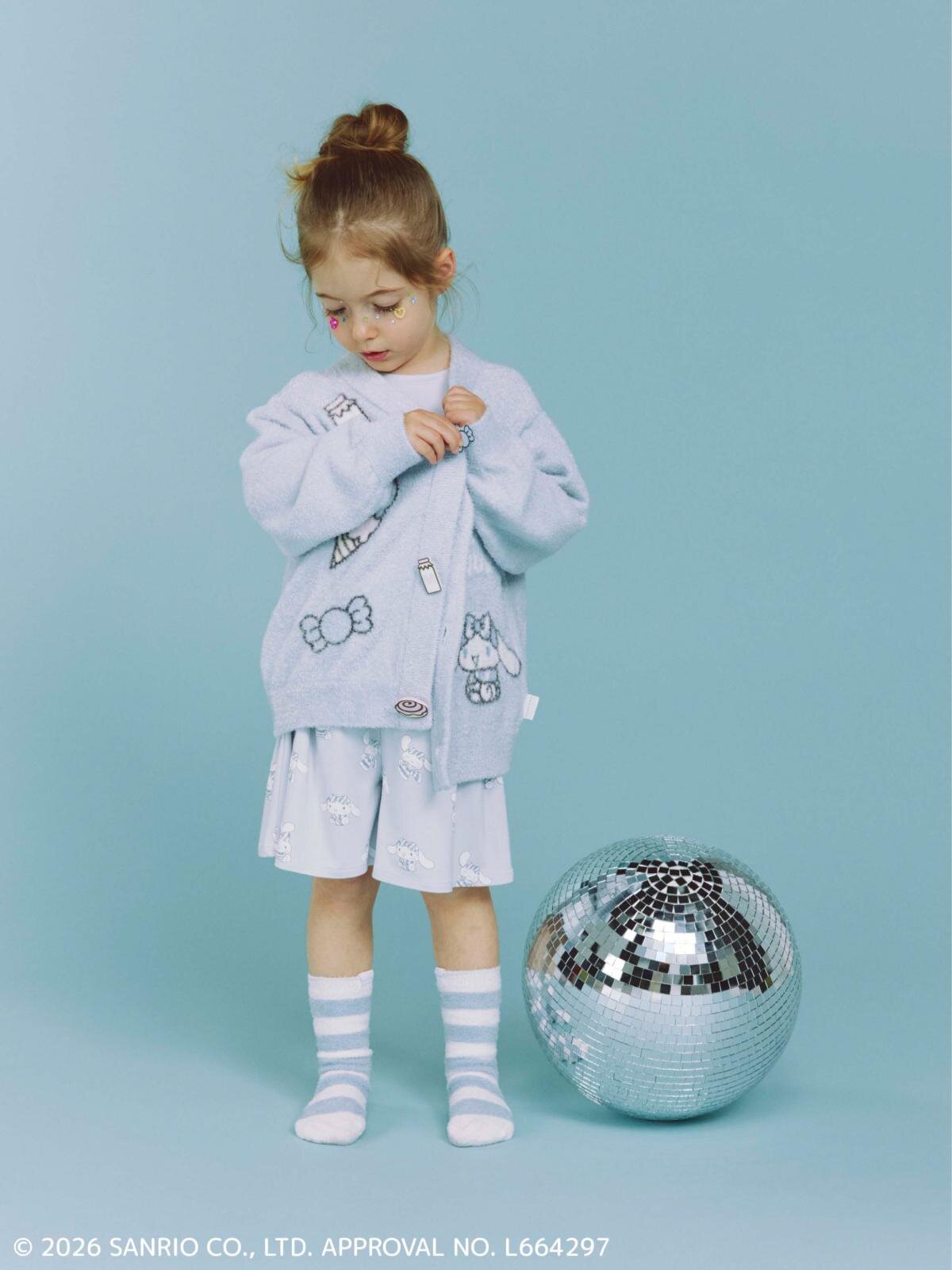 【キッズ】 スムーズィーカーディガン 8,910円 総柄ショートパンツ 4,290円