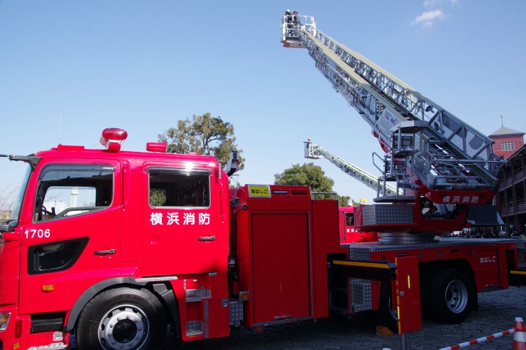 はしご車搭乗体験