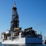 南鳥島沖レアアース泥「水深6000mから揚泥に成功」 松本文科相 – 日本経済新聞